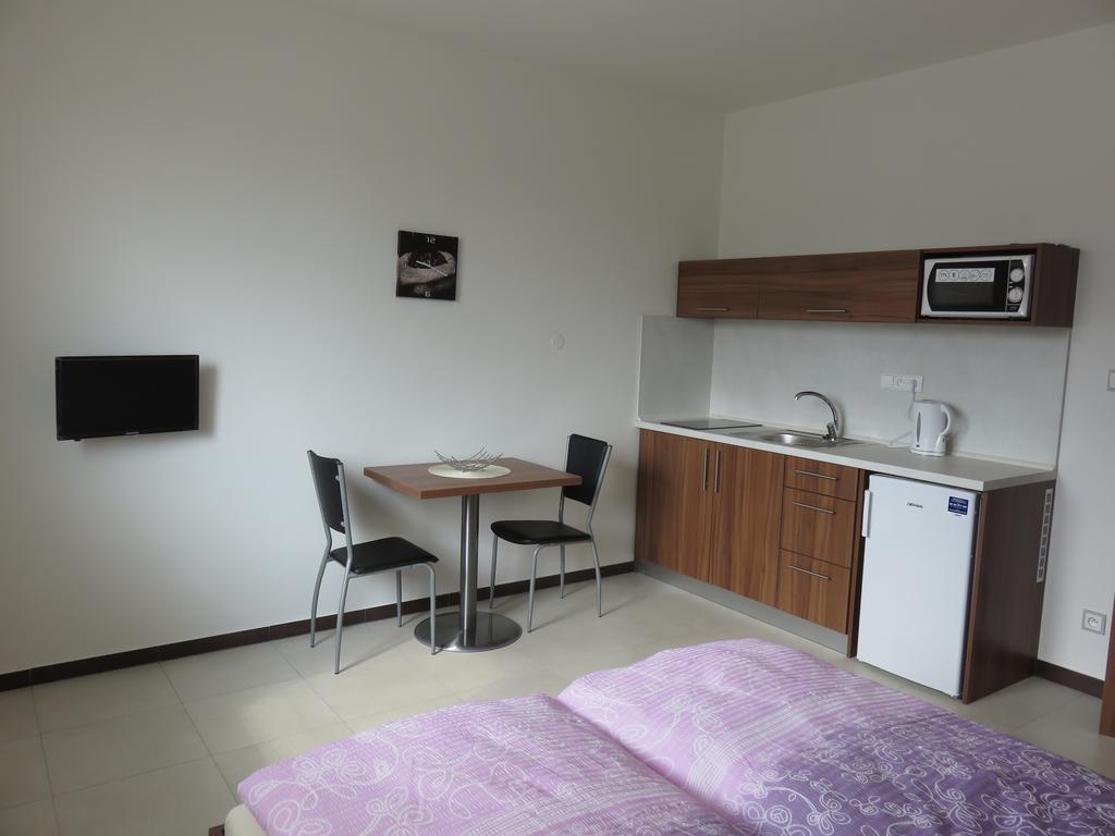 Penzion U Dulika Veselí nad Moravou Room photo